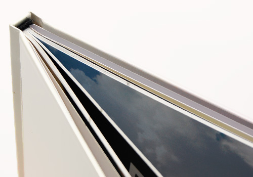 Scopri la linea Pro di dovestampare: una serie di fotoalbum personalizzati con copertina rigida di alta qualità!